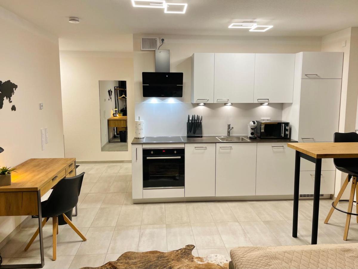 Apartment Im Gehobenen Stadtviertel - Perfekt Fuer Selbstversorger Aalen Extérieur photo
