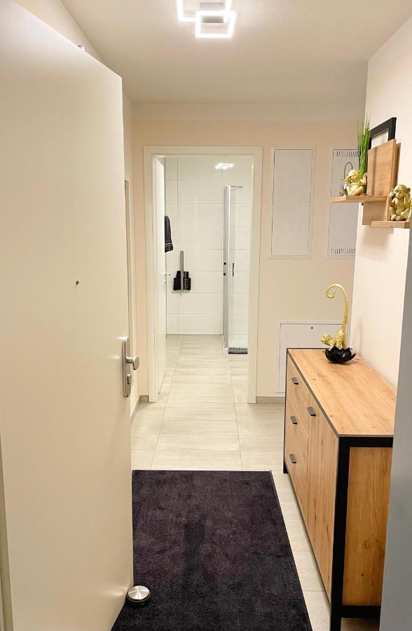 Apartment Im Gehobenen Stadtviertel - Perfekt Fuer Selbstversorger Aalen Extérieur photo